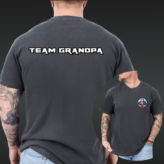 Grandpa Gamer83 T-Shirt grijs met Borst Logo- Tekst rug