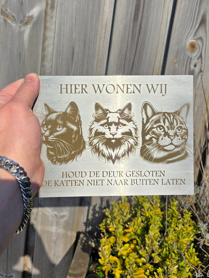 Kattenbord met persoonlijk ontwerp